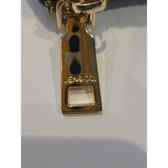 Jen & Co. Riley Plaid 3 Compartment Crossbody/Wristlet. - Picture 3 of 8